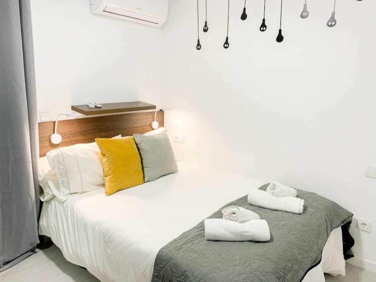 Apartment In Alicante Downtown/El Postiguet Beach Exterior foto